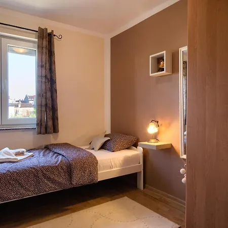 Plavi Val Apartment *